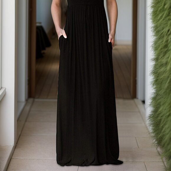 Pocketed Round Neck Sleeveless Dress - Picture 6 of 9